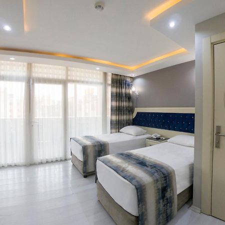 Grand Hurriyet Hotel Istanboel Buitenkant foto
