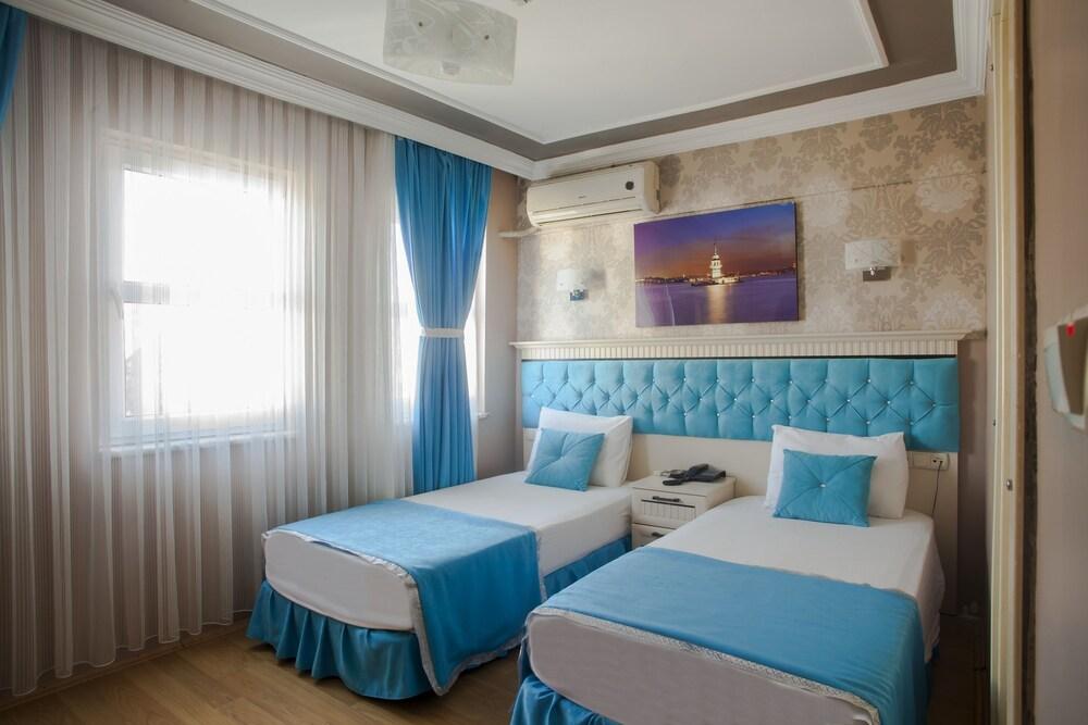 Grand Hurriyet Hotel Istanboel Buitenkant foto