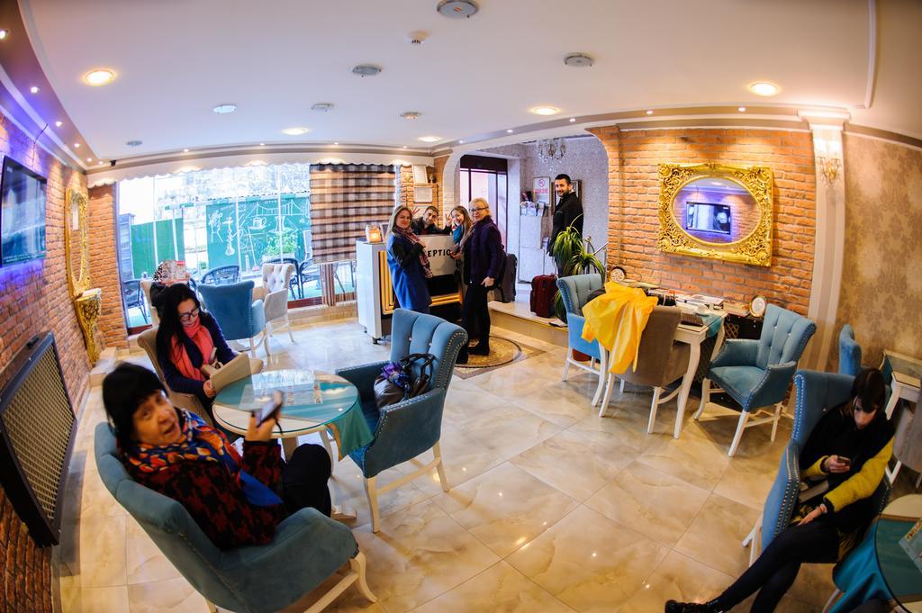 Grand Hurriyet Hotel Istanboel Buitenkant foto