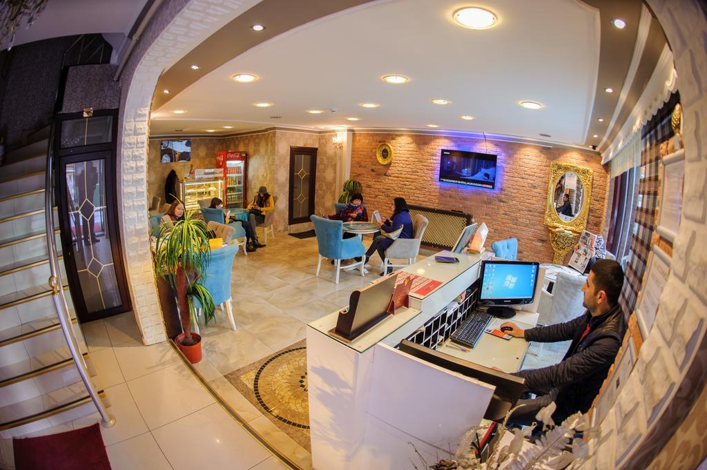 Grand Hurriyet Hotel Istanboel Buitenkant foto