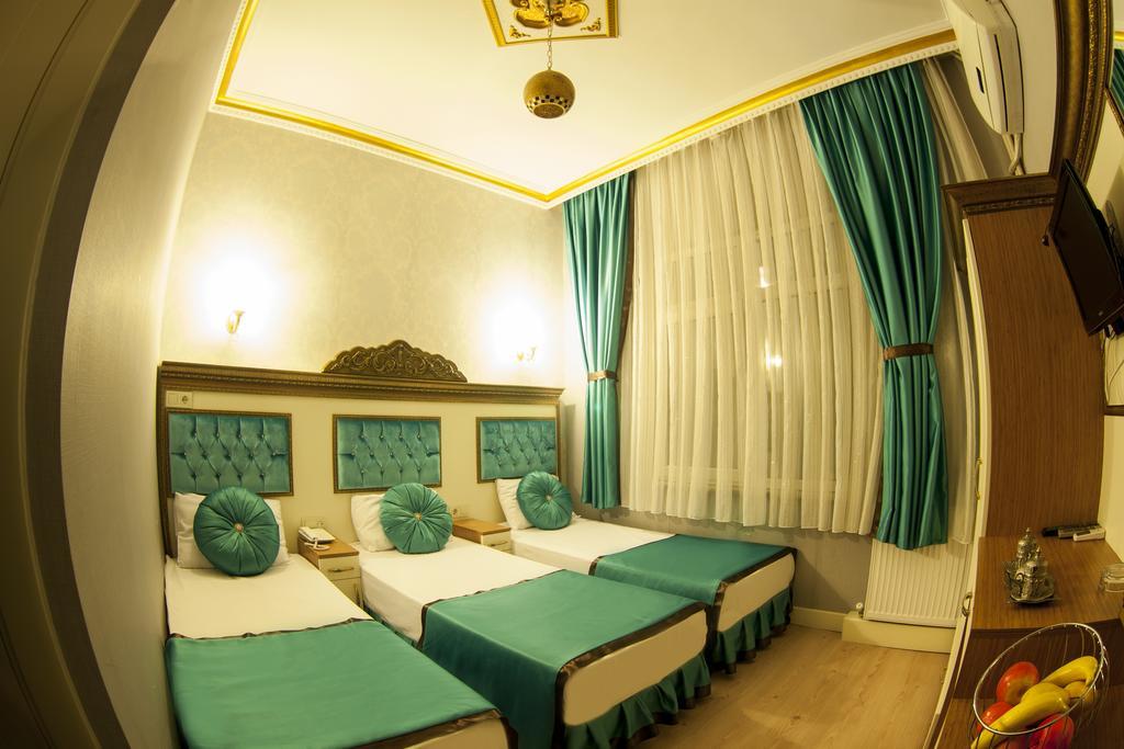 Grand Hurriyet Hotel Istanboel Buitenkant foto