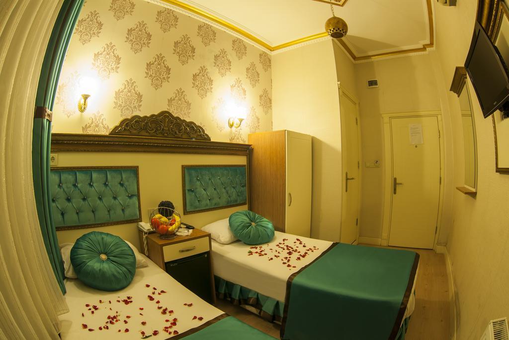 Grand Hurriyet Hotel Istanboel Buitenkant foto