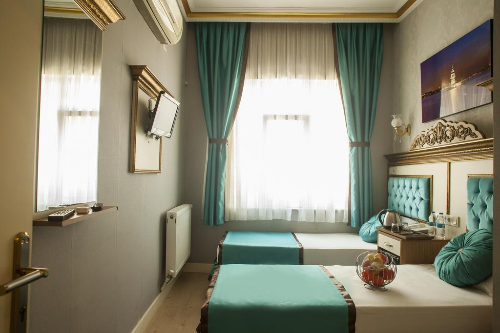 Grand Hurriyet Hotel Istanboel Buitenkant foto