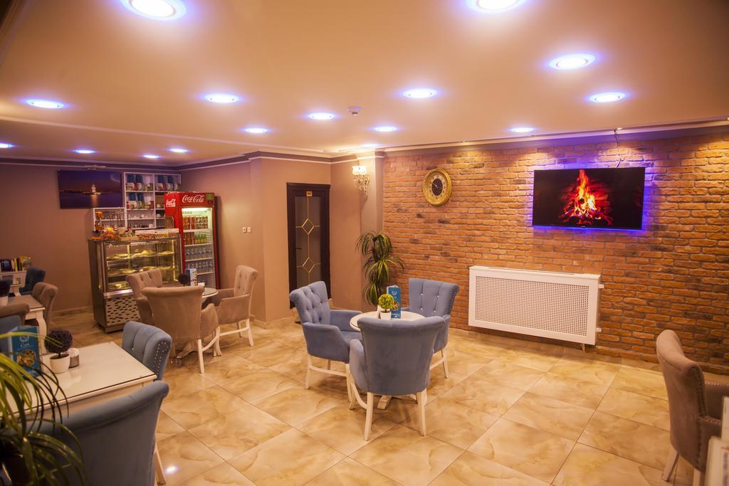 Grand Hurriyet Hotel Istanboel Buitenkant foto